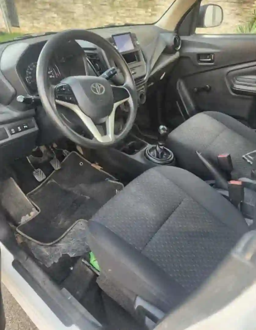 Toyota vitz en vente - Vue 2