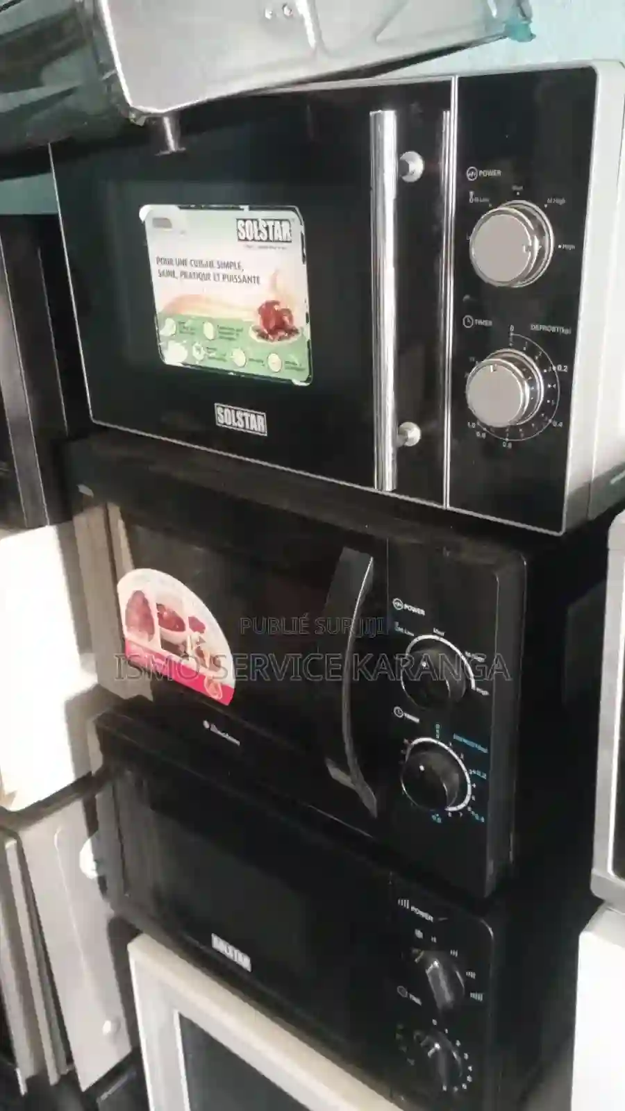 Des Fours Micro-ondes Disponibles en Très Bon État