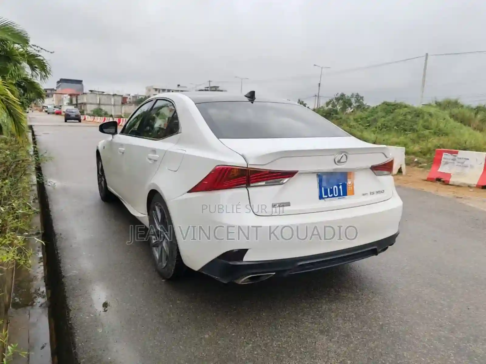 Lexus IS 2022 Blanc - Vue 8