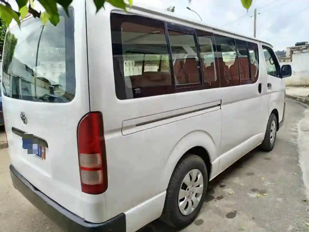 TOYOTA HIACE EN VENTE - Vue 4