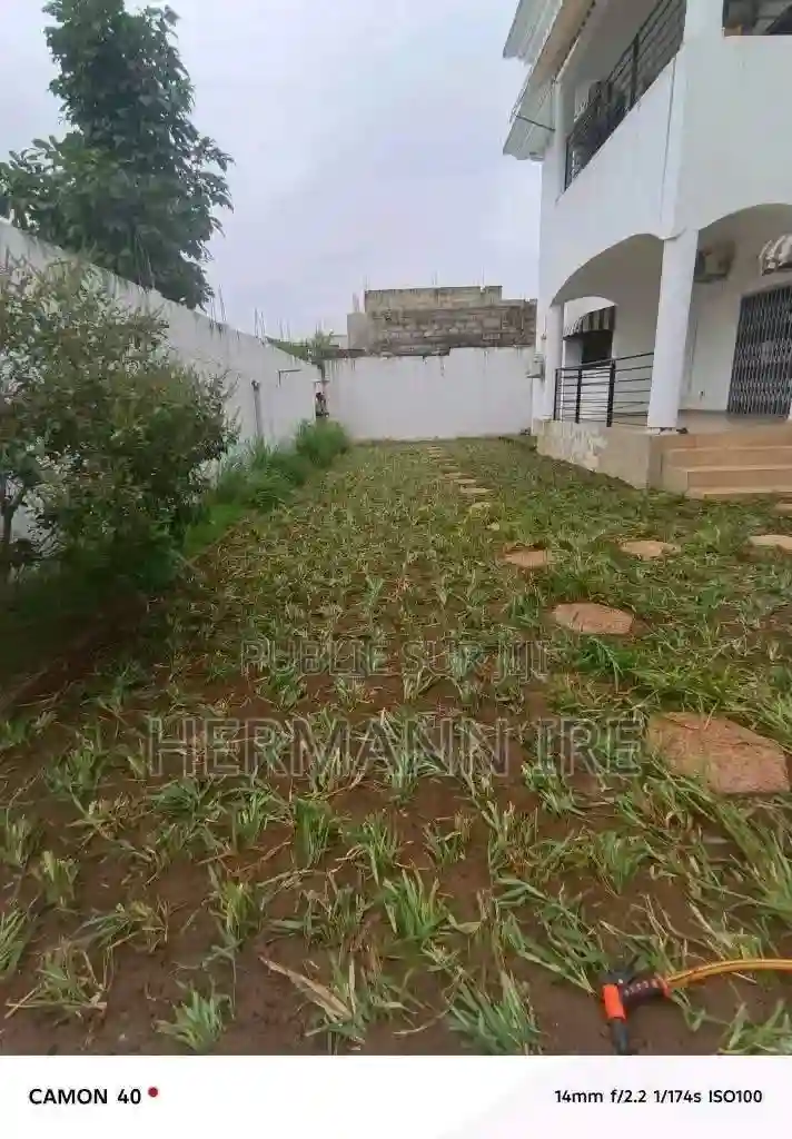 Villa a L0uer - Vue 2