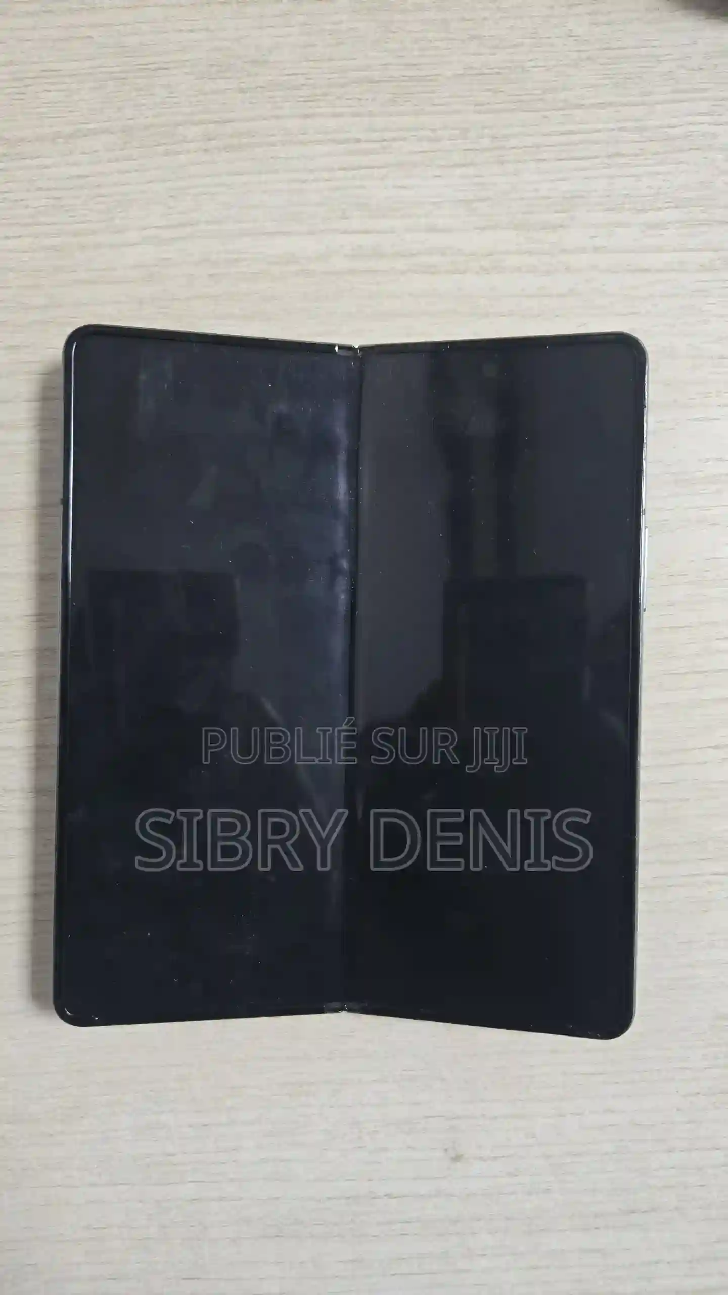 Samsung Galaxy Fold 512 GB Noir - Vue 3