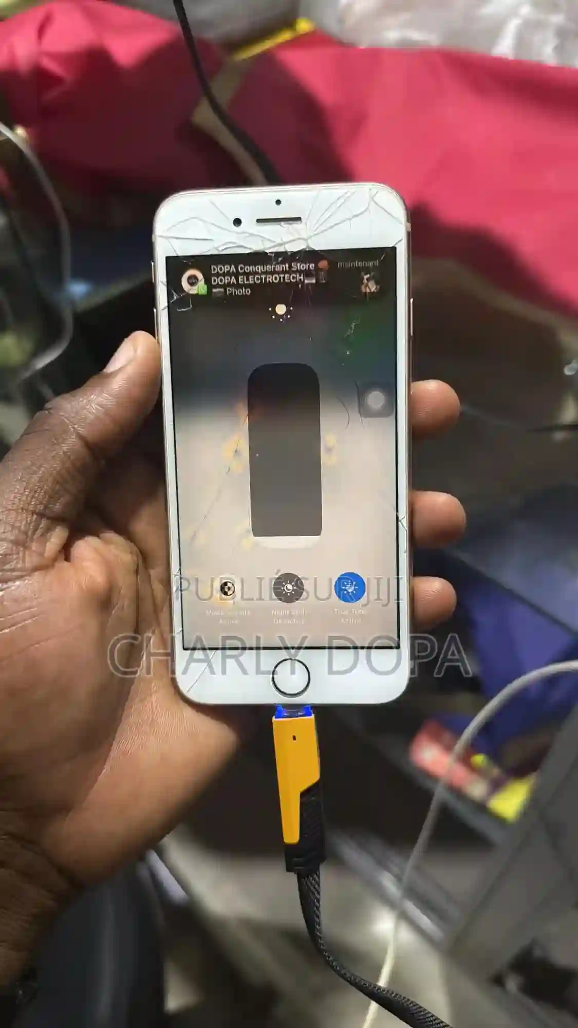 Pomme Iphone 8 64 GB Doré