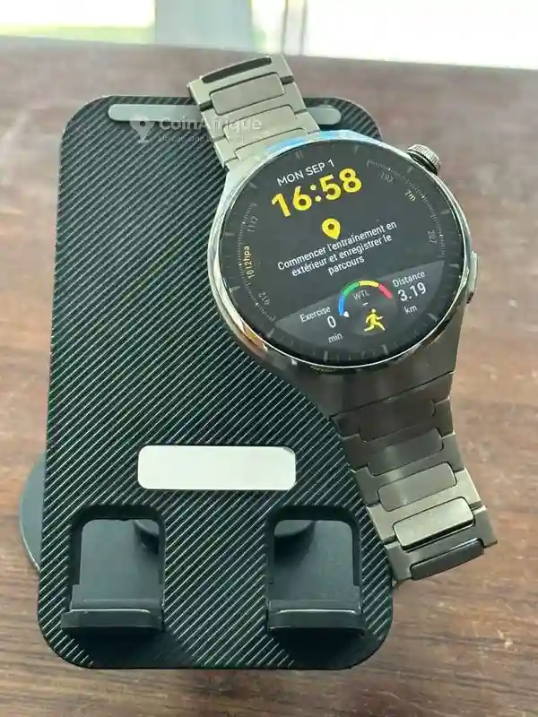 Huawei Watch 4 Pro - Vue 1