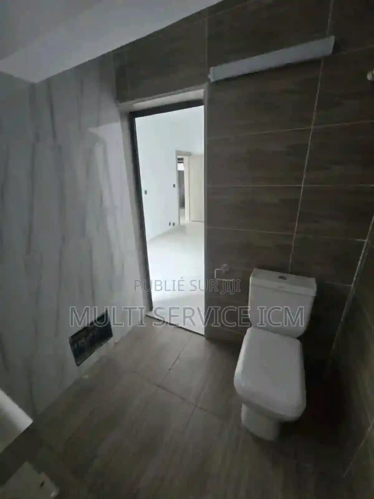 6chbre Duplex Dans Ismaël Coulibaly Bingerville à Vendre - Vue 4