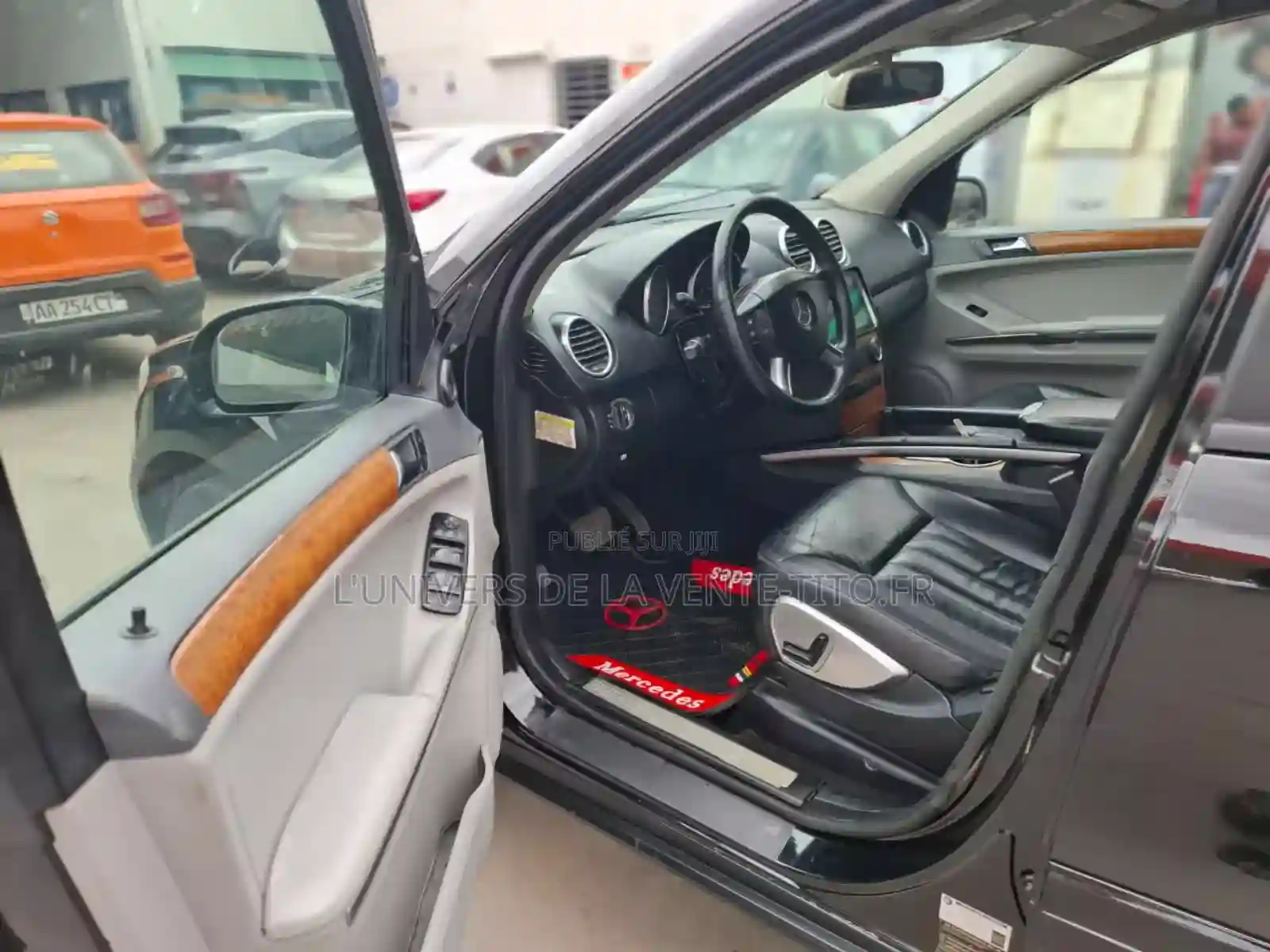 Mercedes-benz M Class ML 350 AWD 4matic (35l V6 7A) 2006 Noir - Vue 2
