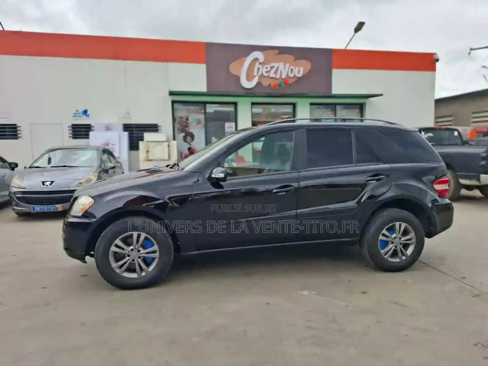 Mercedes-benz M Class ML 350 AWD 4matic (35l V6 7A) 2006 Noir - Vue 3