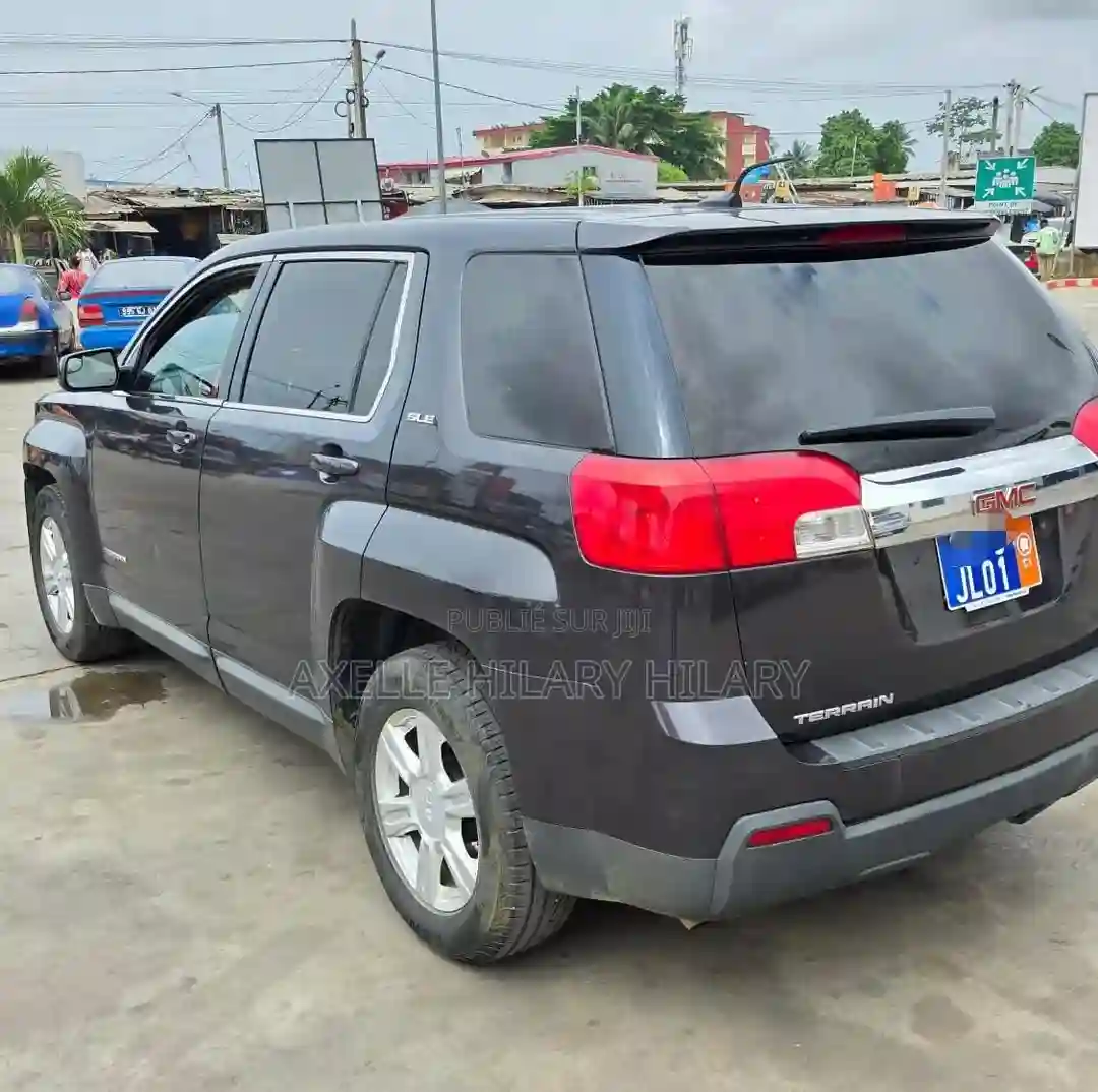 GMC Terrain 2015 Noir - Vue 2