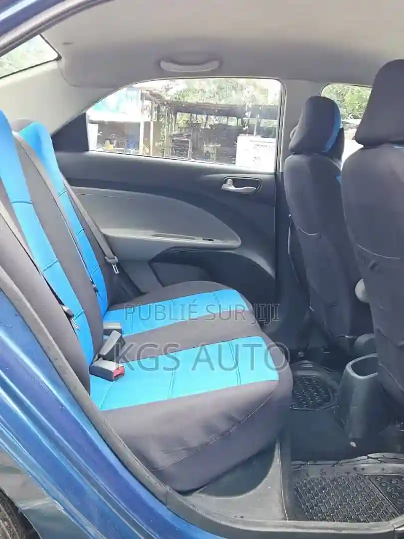 Kia Pegas 2021 Bleu - Vue 3
