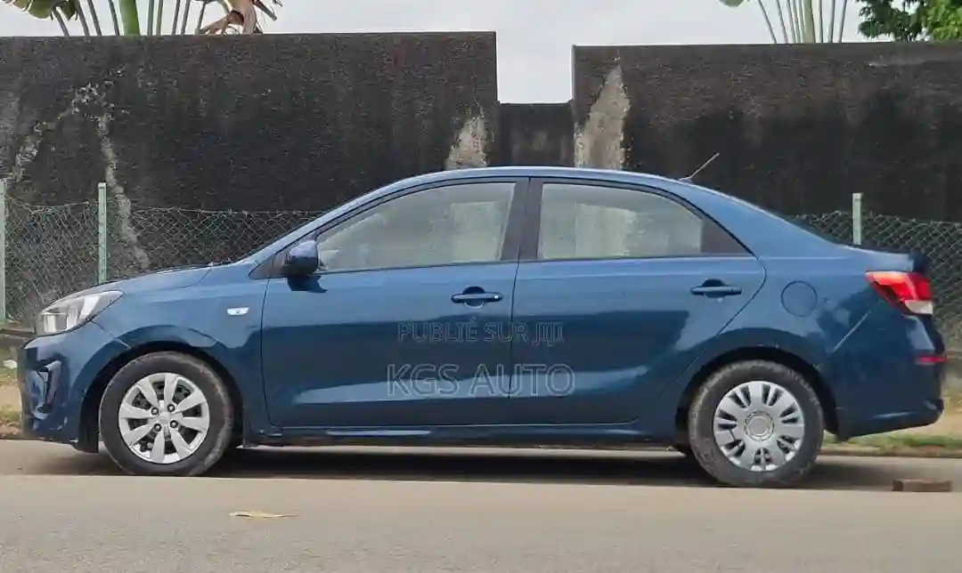 Kia Pegas 2021 Bleu - Vue 8