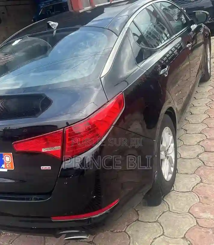 Kia Optima 2015 Noir - Vue 3