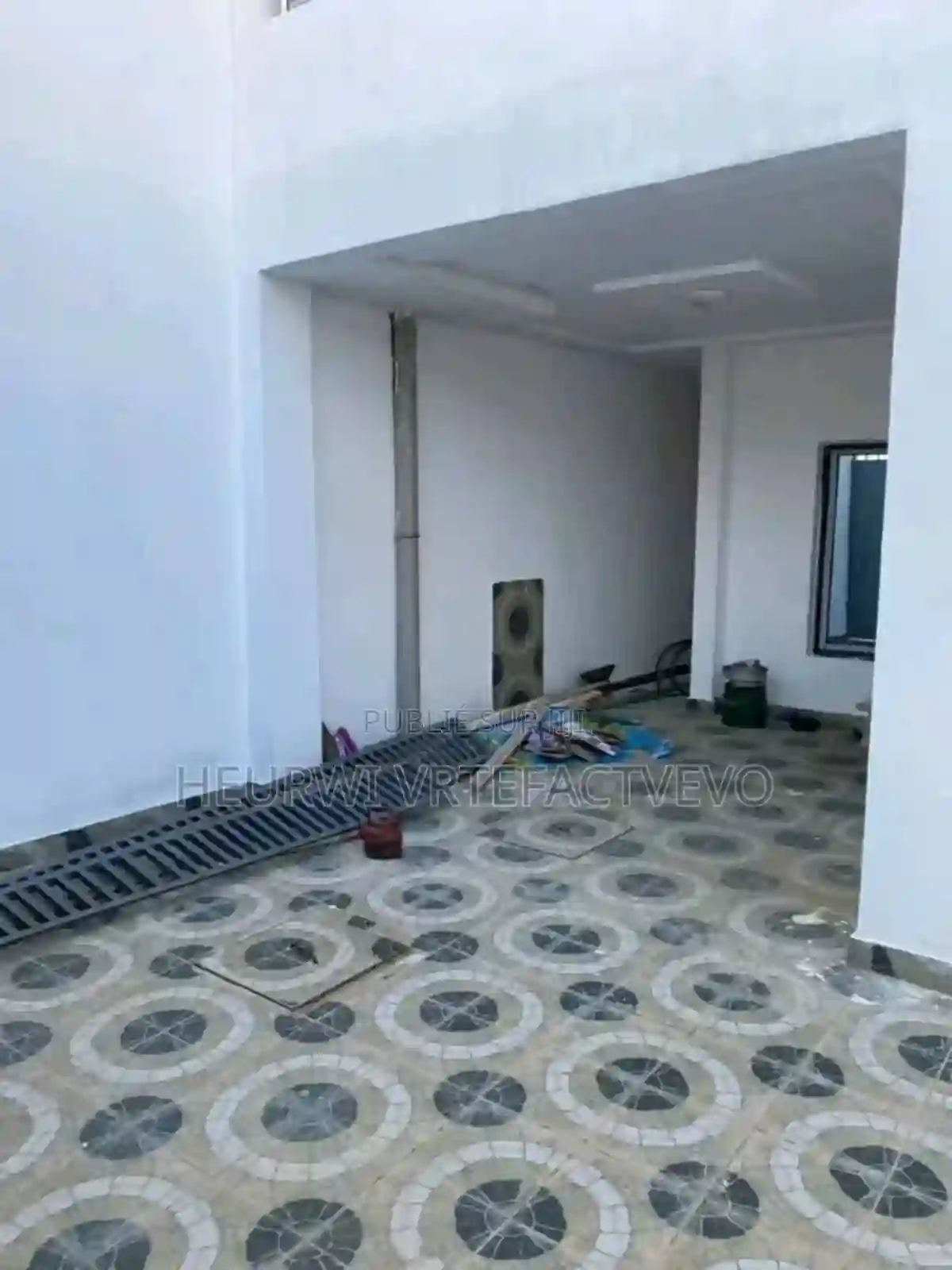 4chbre Duplex Dans Angré 10E Tranche Cocody à Vendre