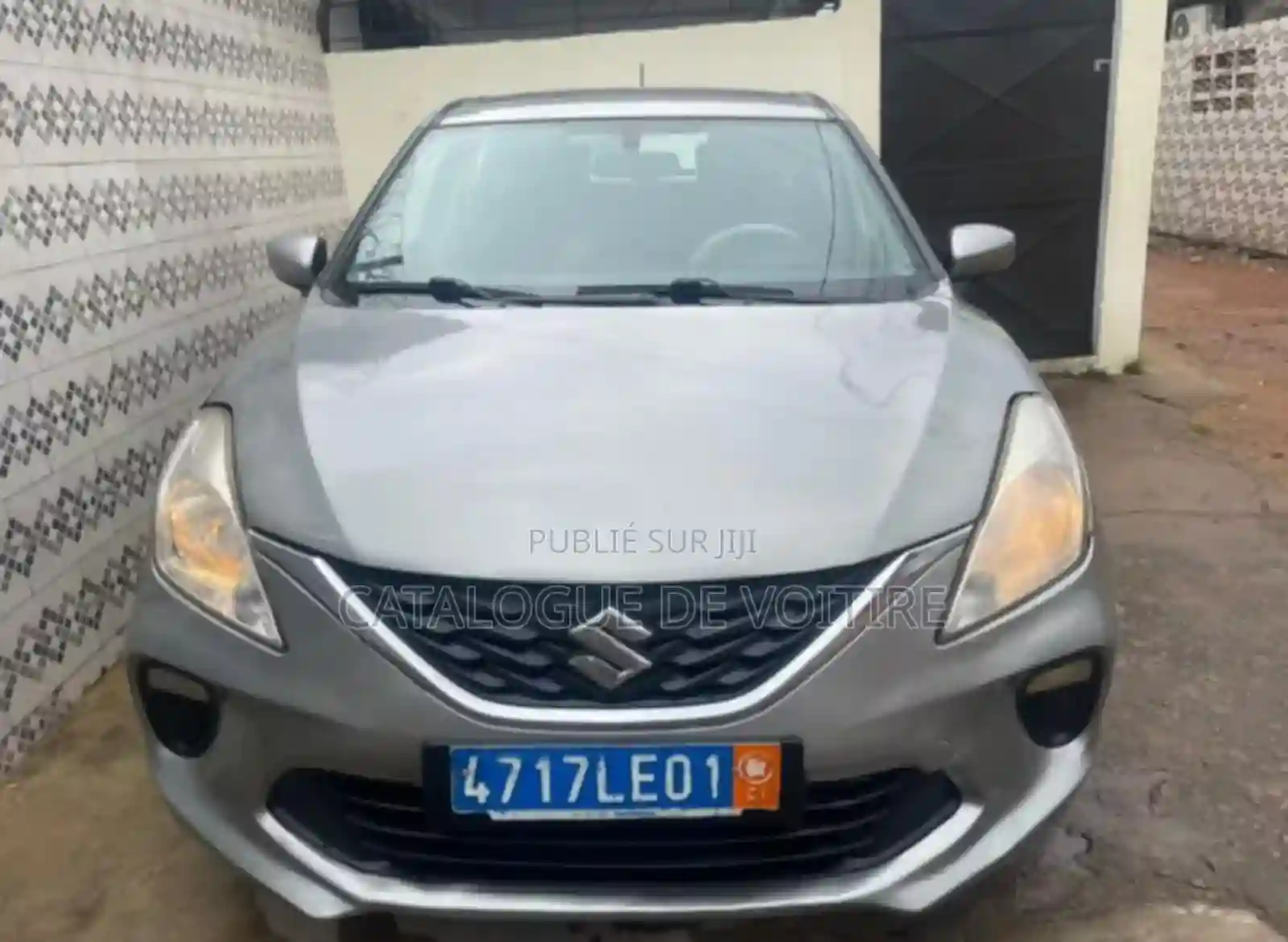 Suzuki Baleno 2023 Gris - Vue 7