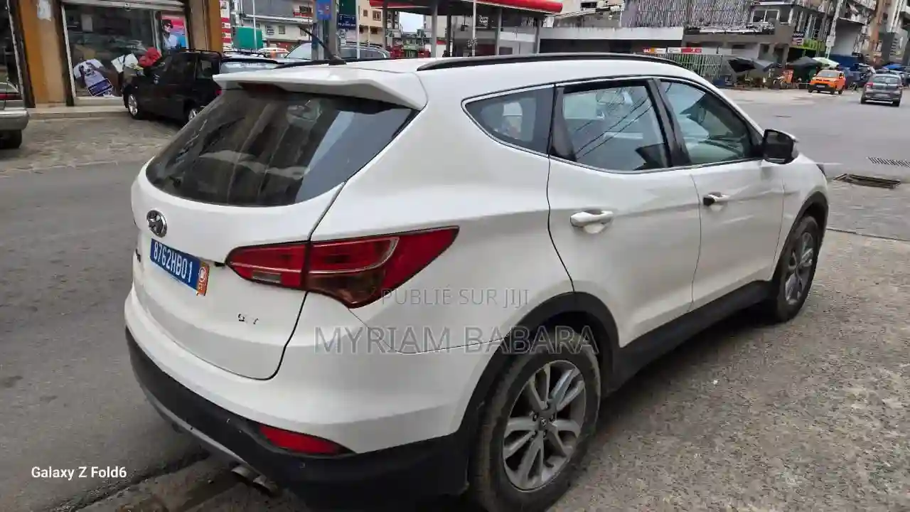 Hyundai Santa Fe 2016 Blanc - Vue 2