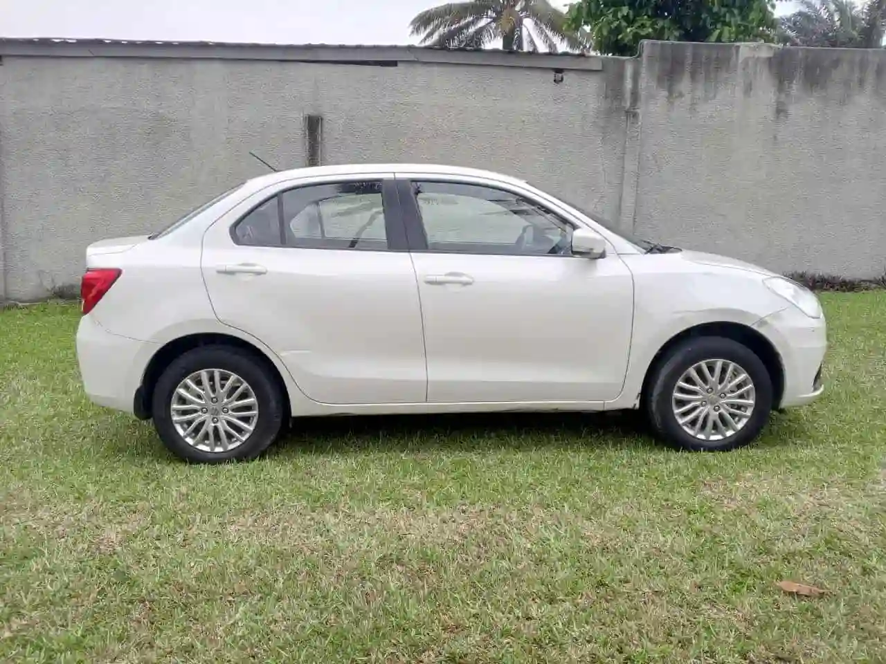 SUZUKI DZIRE 2025 EN VENTE  - Vue 1
