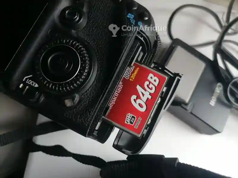 Canon EOS 7D Mark 1+ Objectif 75-300 mm - Vue 1