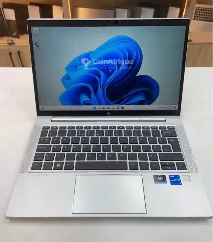 PC HP Elitebook g8 Core i5 11th gen 32 go ram 1 Téra ssd - Vue 1