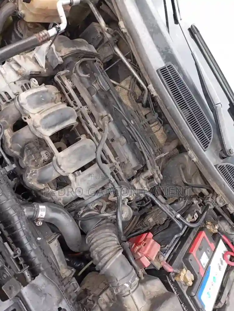 Ford Fiesta 2011 Vert - Vue 8