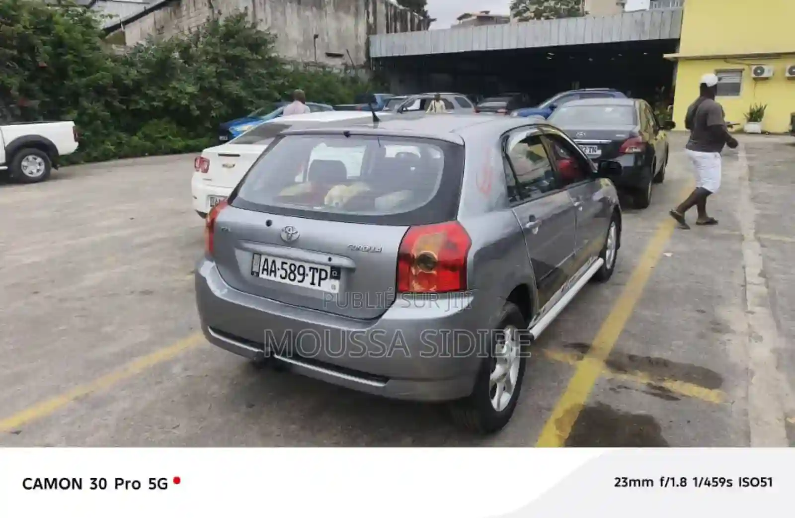 Toyota Corolla 2004 Gris - Vue 1