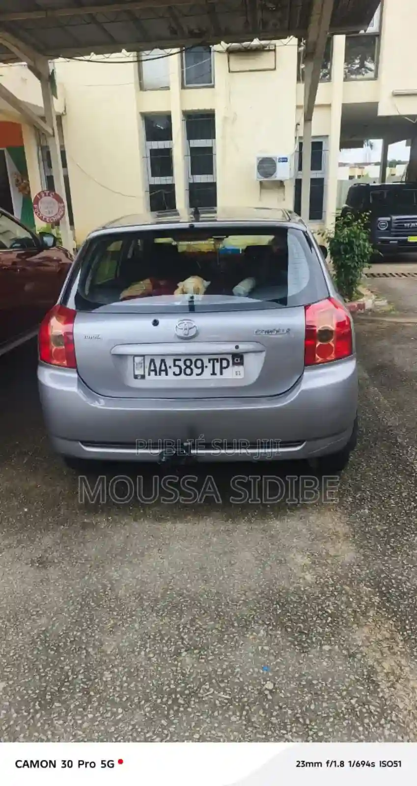 Toyota Corolla 2004 Gris - Vue 3