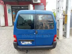 Peugeot Partenaire 2003 Blue