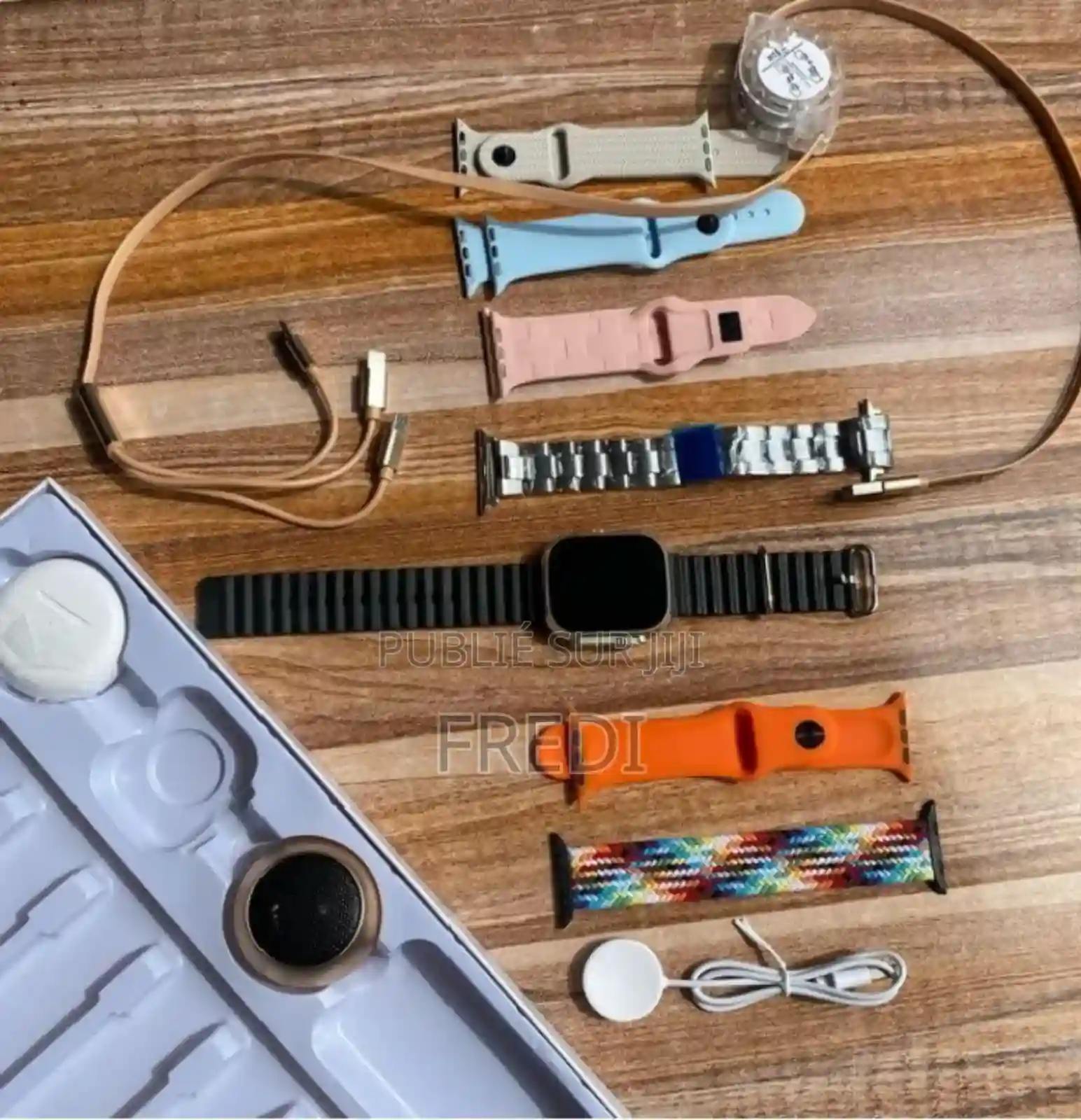 Ensemble Montre Connectée D99 (10 en 1) ( Multi Accessoires) - Vue 1