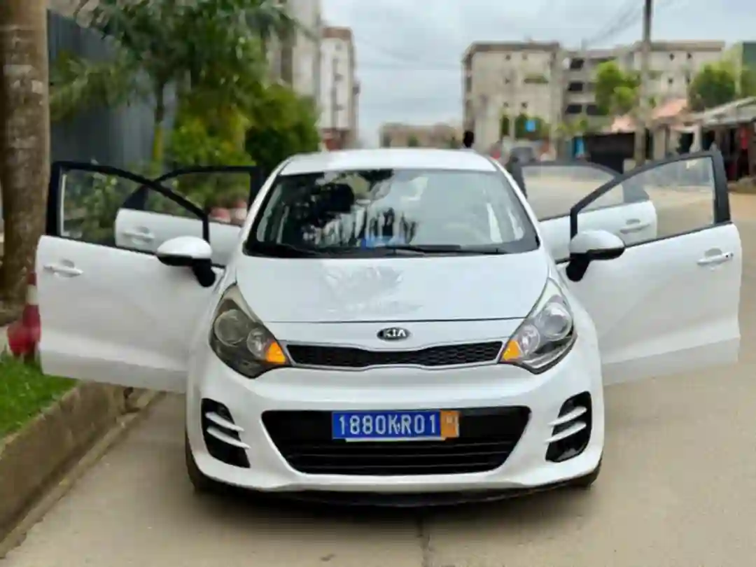 KIA RIO EN VENTE 
