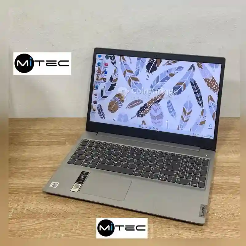 PC Lenovo Ideapad 1 - 4 GB - 256 SSD - 15'6 Pouces - Vue 1