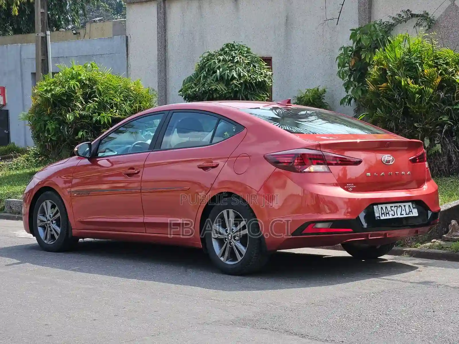 Hyundai Elantra 2020 Orange