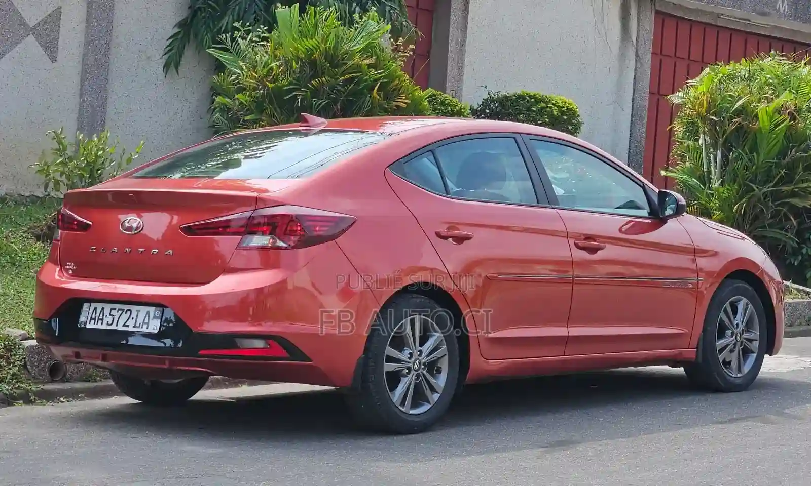 Hyundai Elantra 2020 Orange - Vue 1