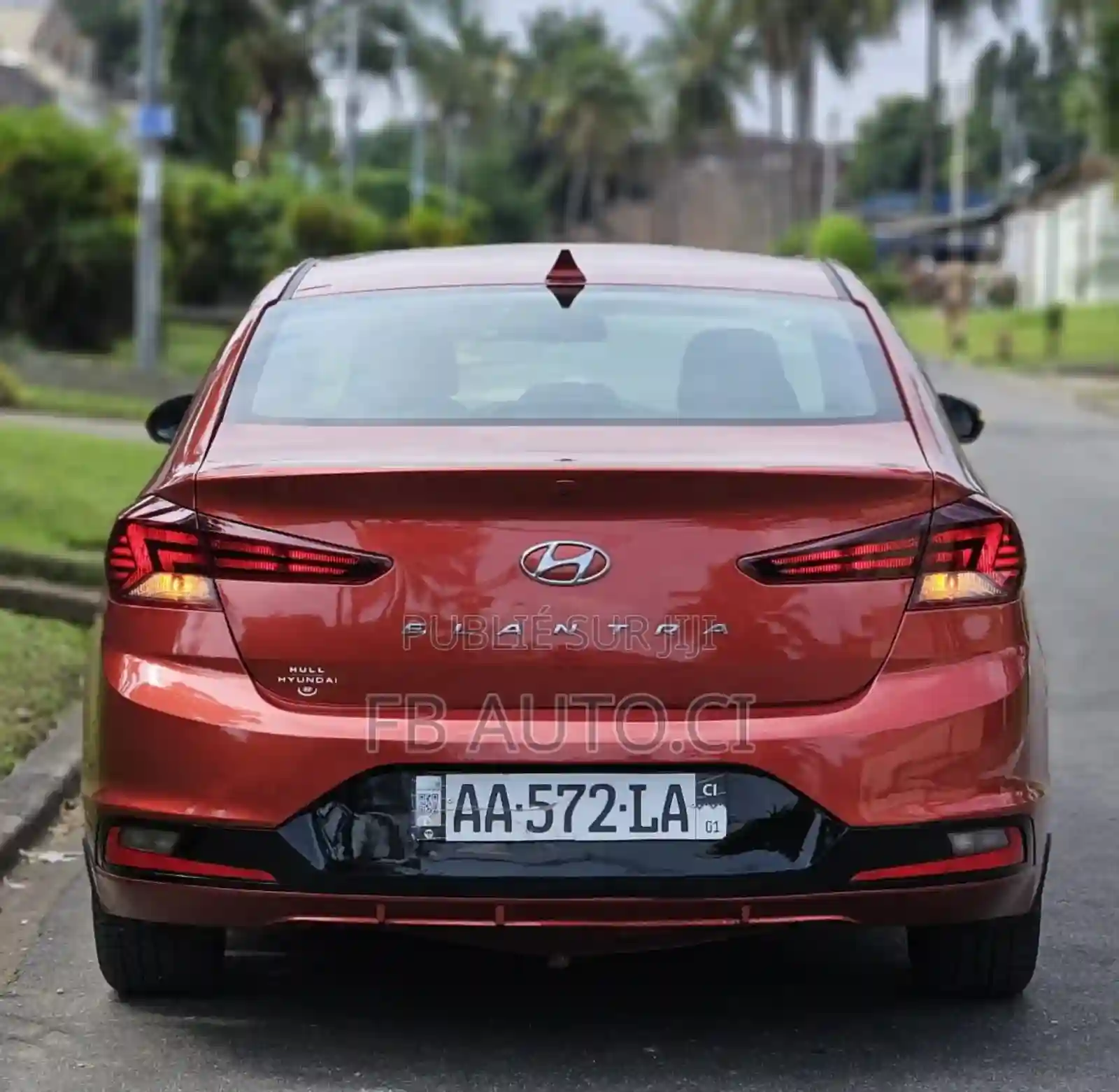 Hyundai Elantra 2020 Orange - Vue 10