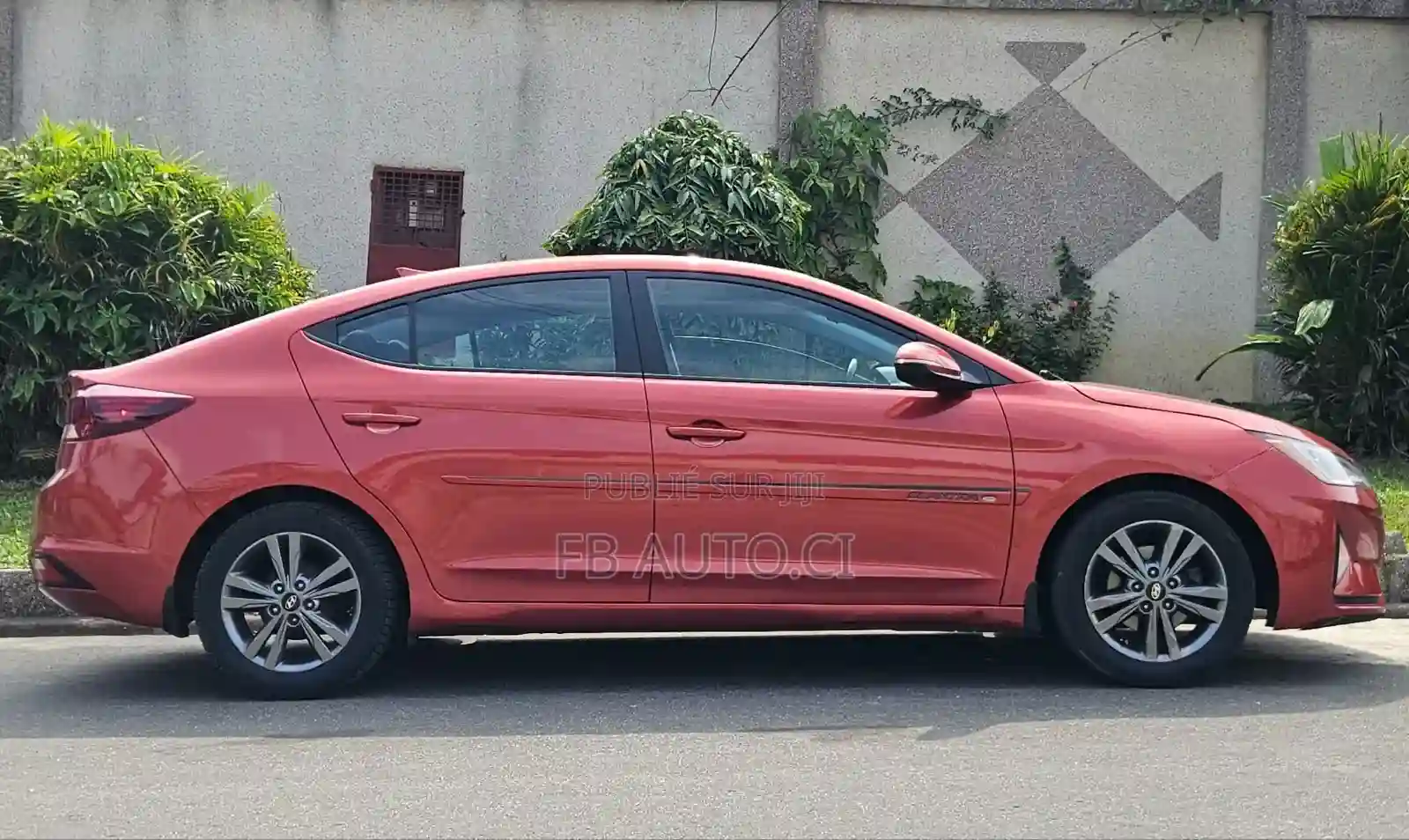 Hyundai Elantra 2020 Orange - Vue 12