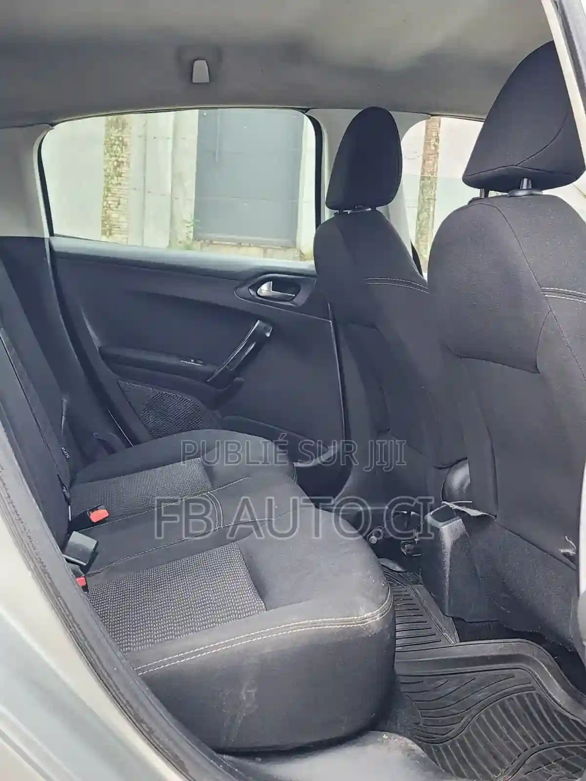 Peugeot 208 2017 Gris - Vue 11