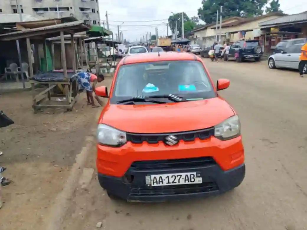 Deux SUZUKI EXPRESSO à 7 millions 