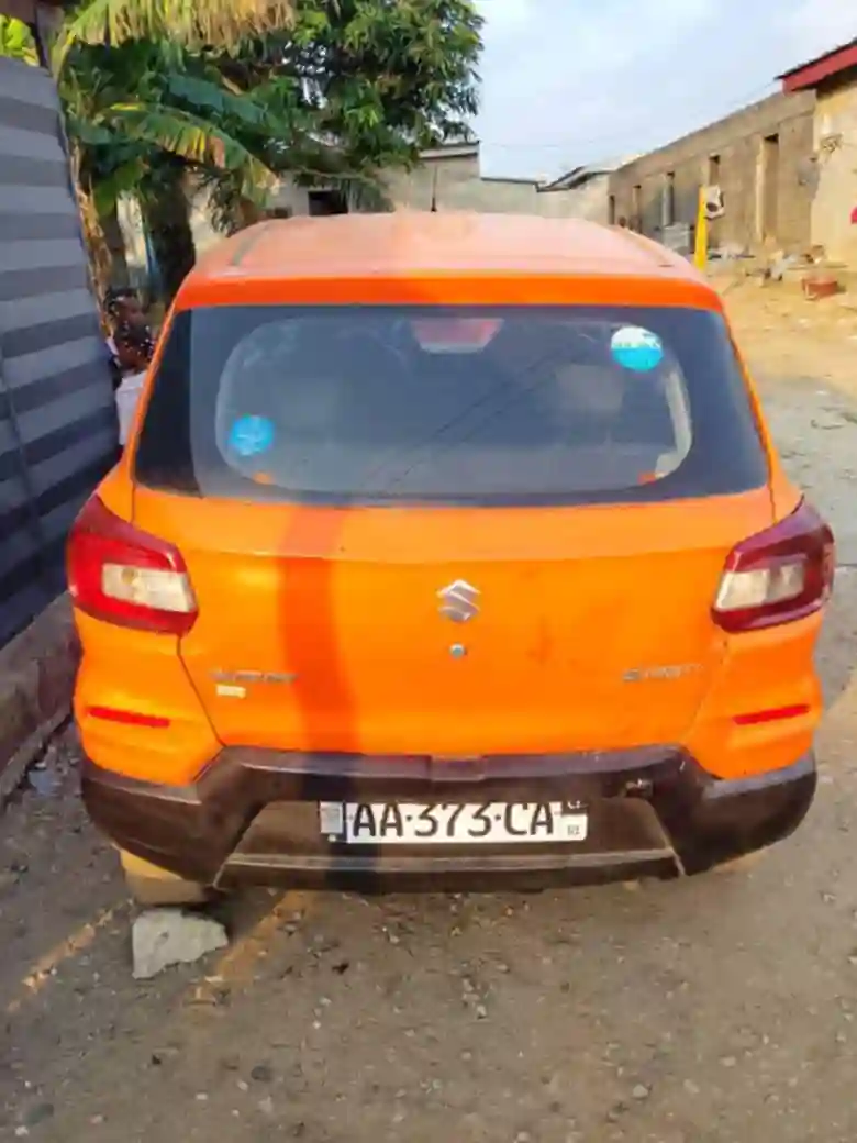 Deux SUZUKI EXPRESSO à 7 millions  - Vue 3