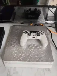 Playstation 4 Slim Cracké + 15 Jeux