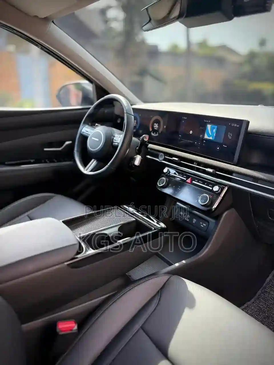 Hyundai Tucson Limited 2024 Blanc - Vue 2