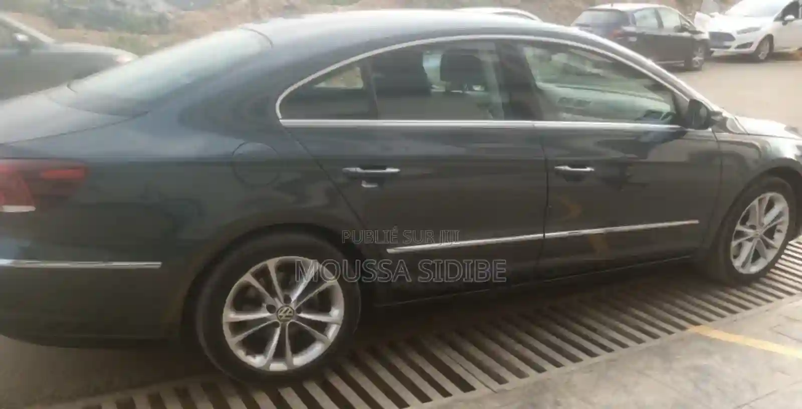 Volkswagen Passat 2017 Black - Vue 1