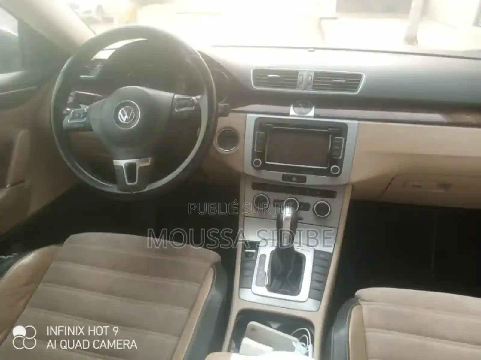 Volkswagen Passat 2017 Black - Vue 2