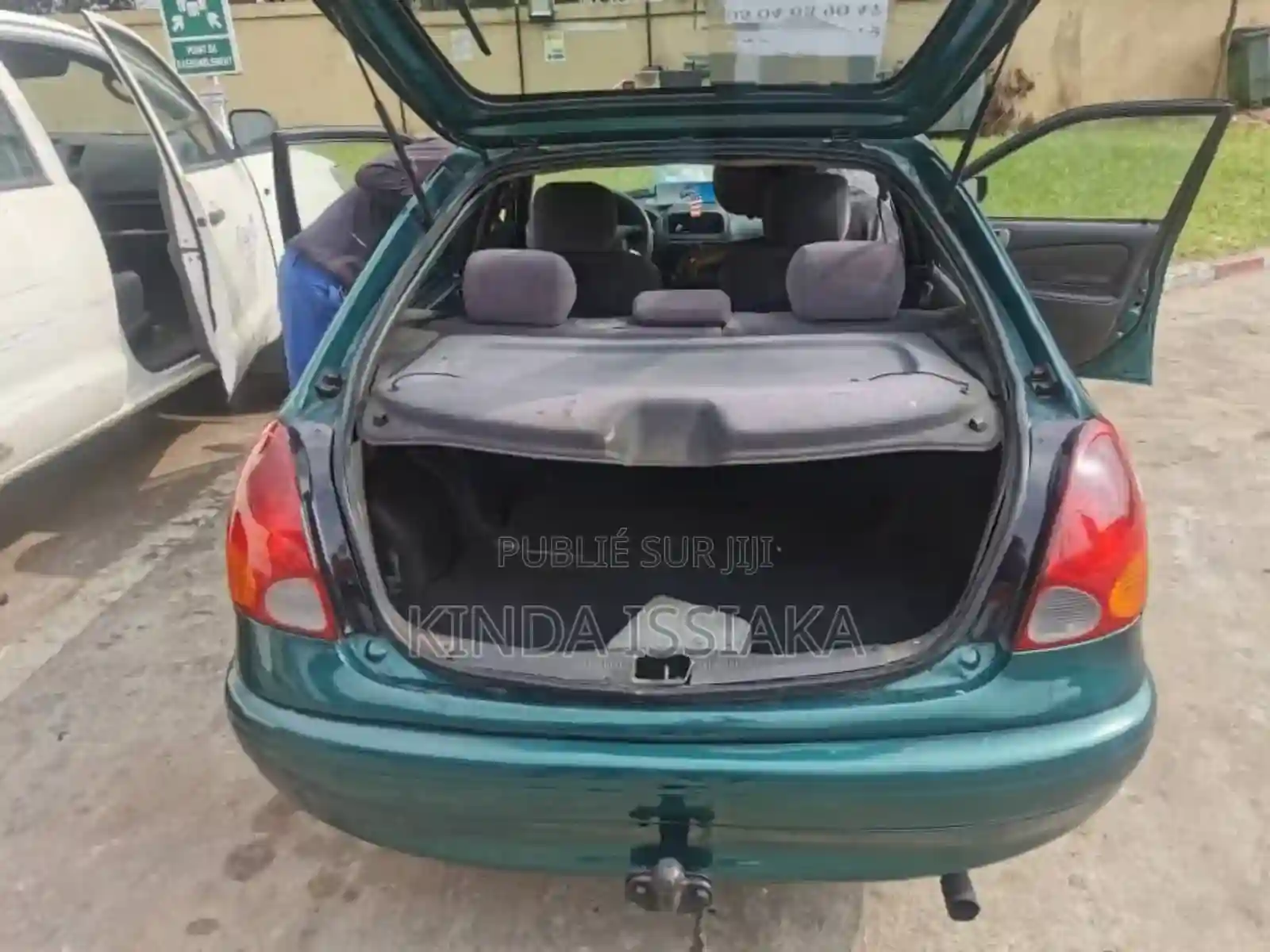 Toyota Corolla 14 2004 Vert - Vue 1