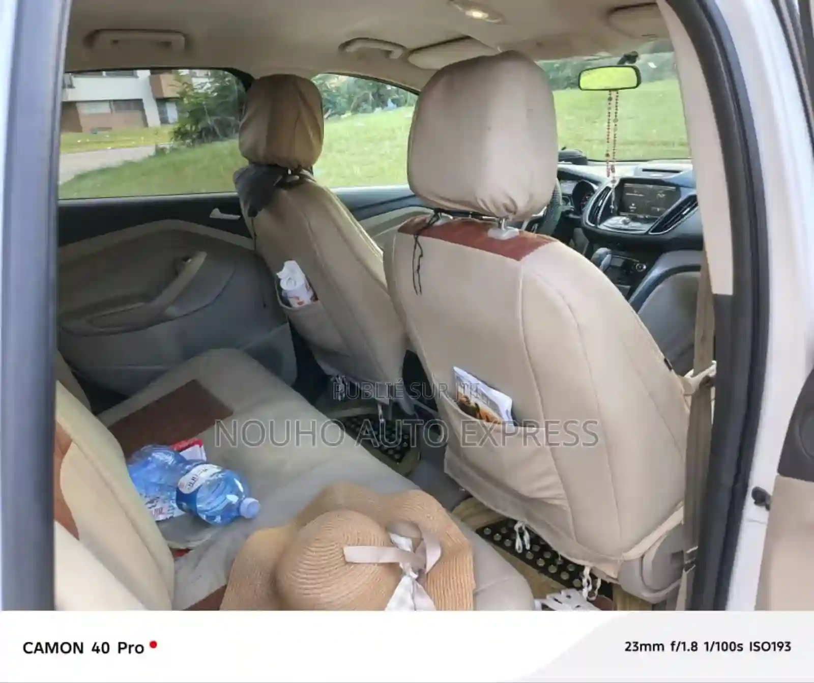 Ford Kuga 2015 Blanc - Vue 3