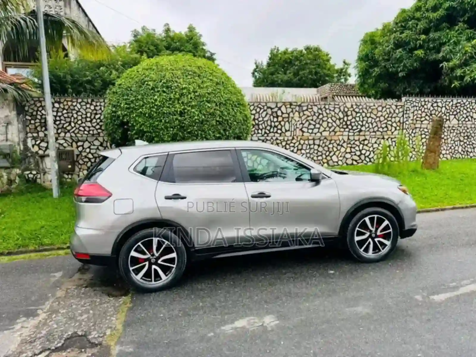 Nissan Rogue S FWD 2018 Gris