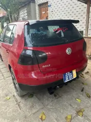 Volkswagen Golf 2000 Rouge