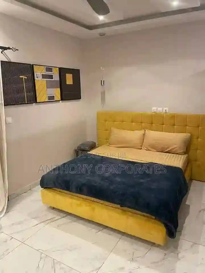 Furnished 1chbre Appartement Dans Anthony Treichville à Louer