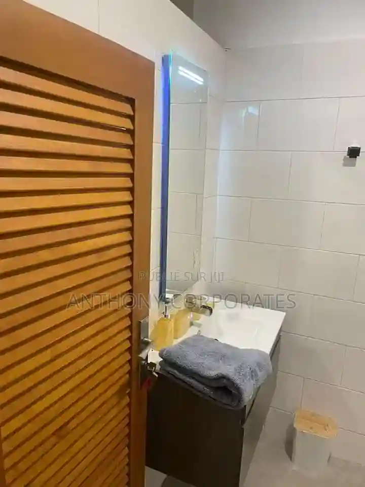 Furnished 1chbre Appartement Dans Anthony Treichville à Louer - Vue 1