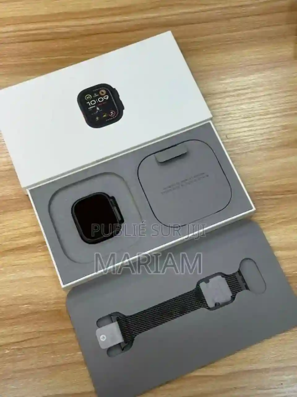 Apple Watch Ultra 2 Juste Desceller - Vue 1