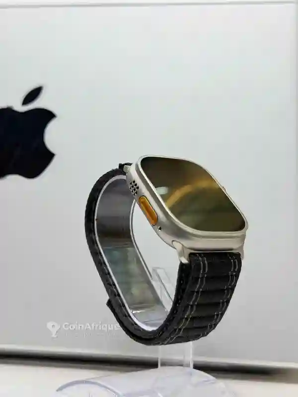 Apple Watch Ultra 1 - Vue 1