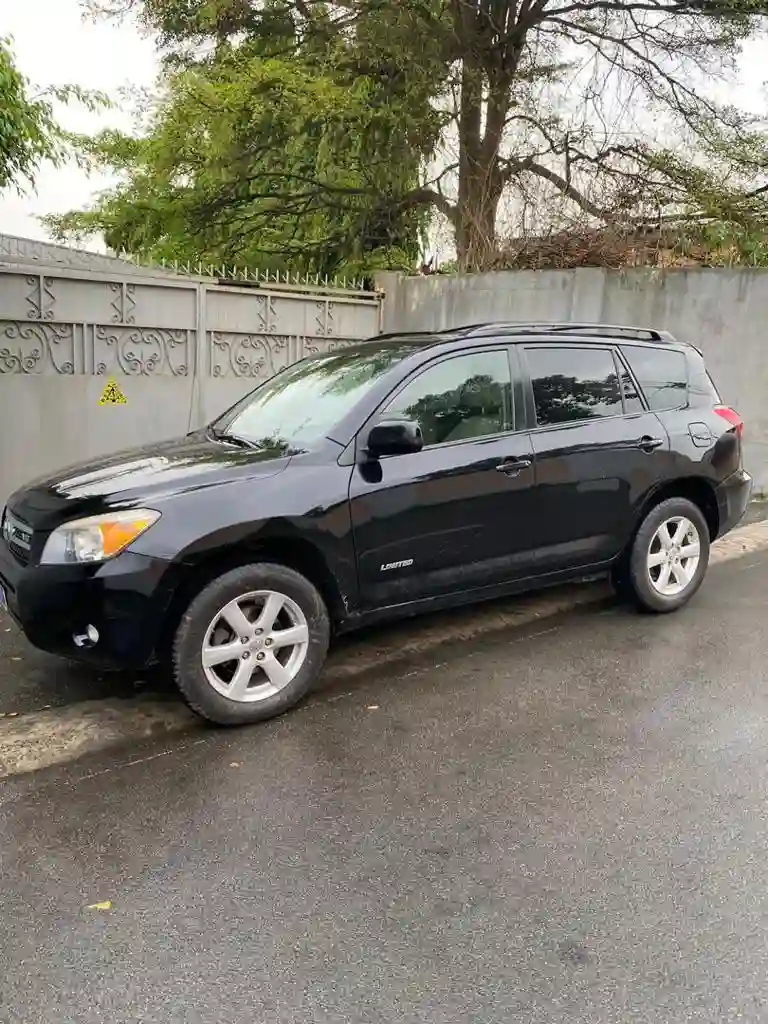 TOYOTA RAV 4 EN VENTE 