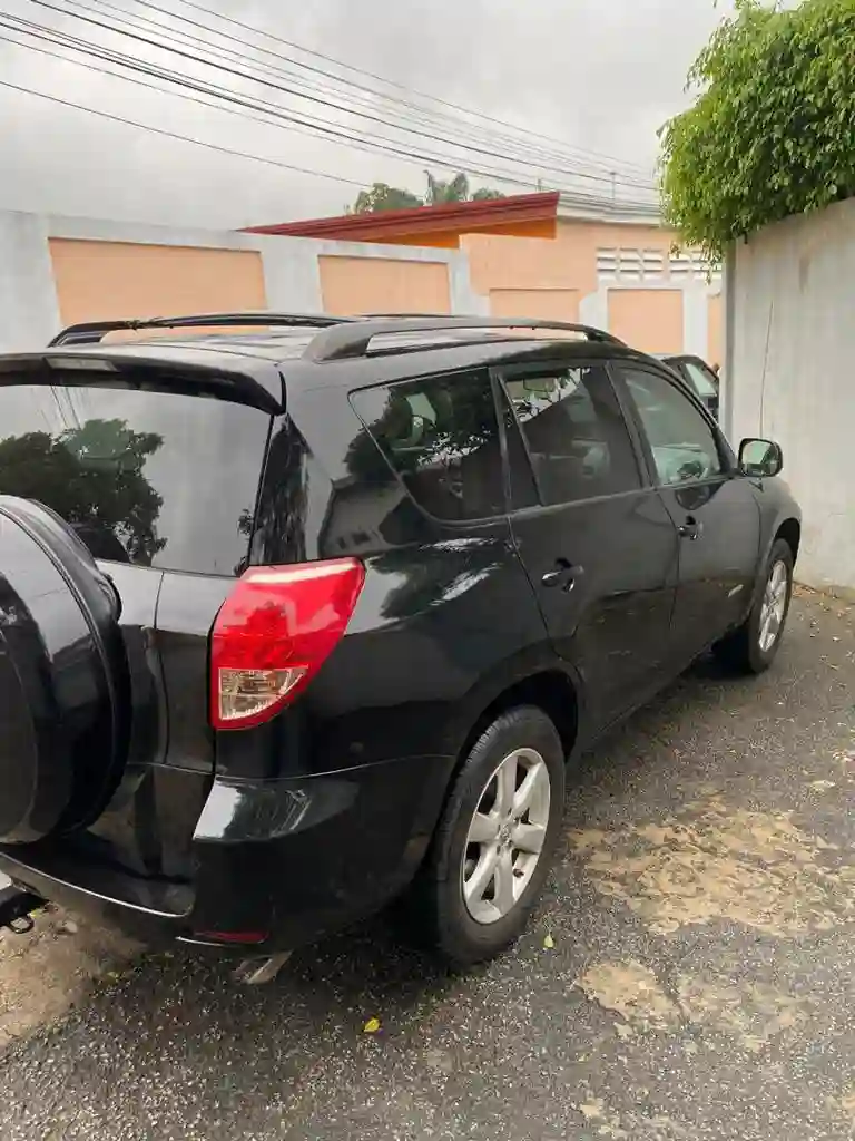 TOYOTA RAV 4 EN VENTE  - Vue 3