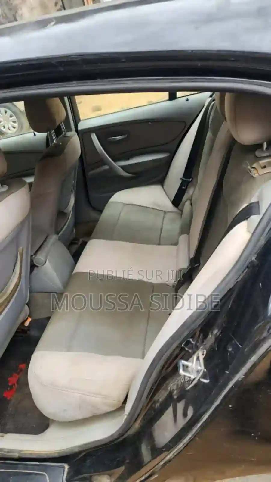 BMW 1 Series 2005 Black - Vue 6